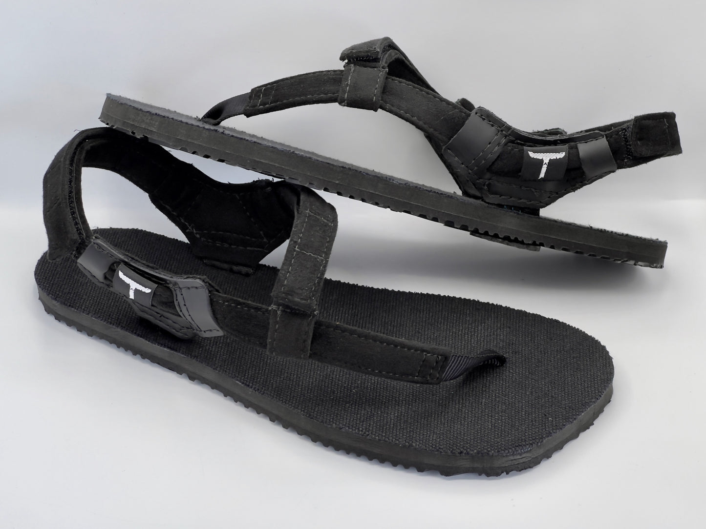 Outlet: Black Hemp Sandals