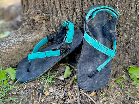 BlackBear Sandals 2.0 - Black Hemp Footbed - Blue Straps